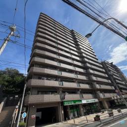 ライオンズプラザ松戸中央公園 松戸駅東口より徒歩4分。ヨーカドー隣のマンションです